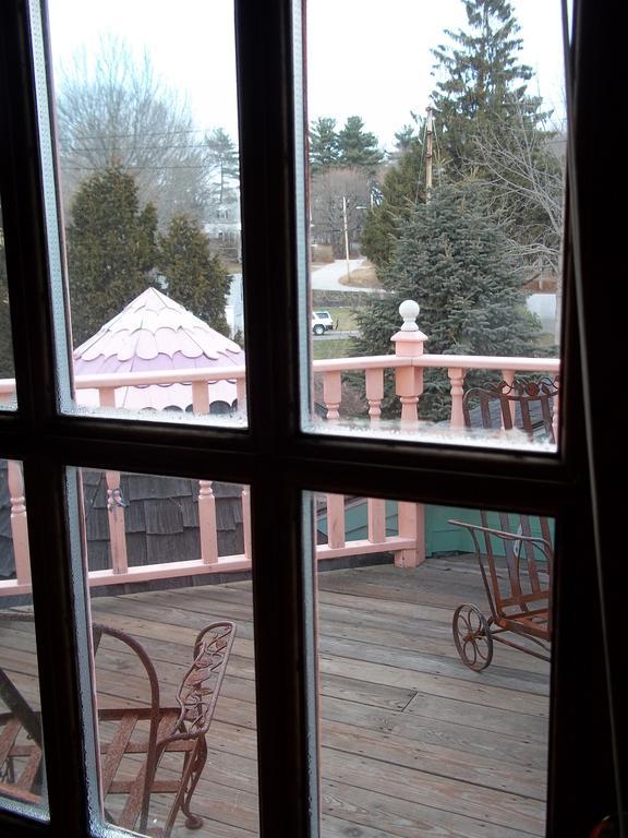 Enchanted Nights Bed & Bath Kittery Oda fotoğraf