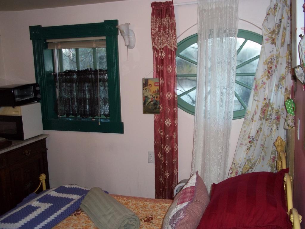 Enchanted Nights Bed & Bath Kittery Oda fotoğraf